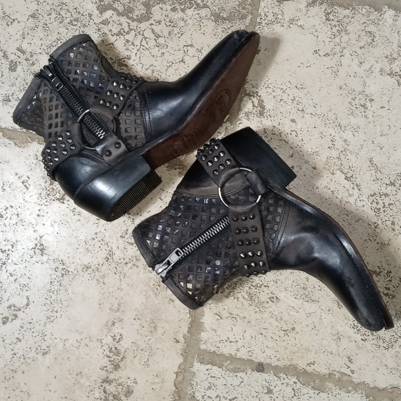 Baske California Ankle Boots. Size 7.5 - Picture 3 of 8